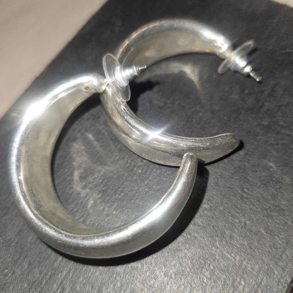 Large chunky earrings